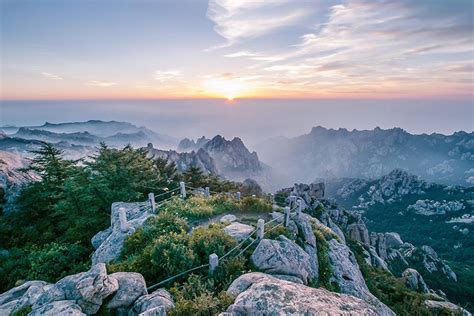 如何坐車去嶗山?嶗山的風景不僅僅是山巒起伏,更是一幅幅詩畫般的圖卷。